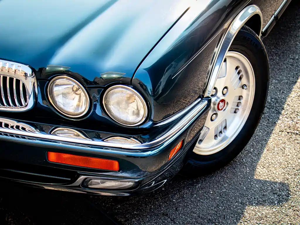 Jaguar XJ 1997 XJ6 4.0L