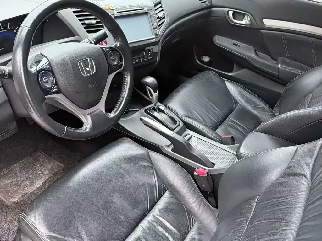 Civic 2013 10th Anniversary Edition 1.8L Automatic Luxury