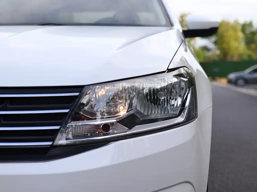 Volkswagen Lavida 2017 1.6L Automatic Fashion Edition
