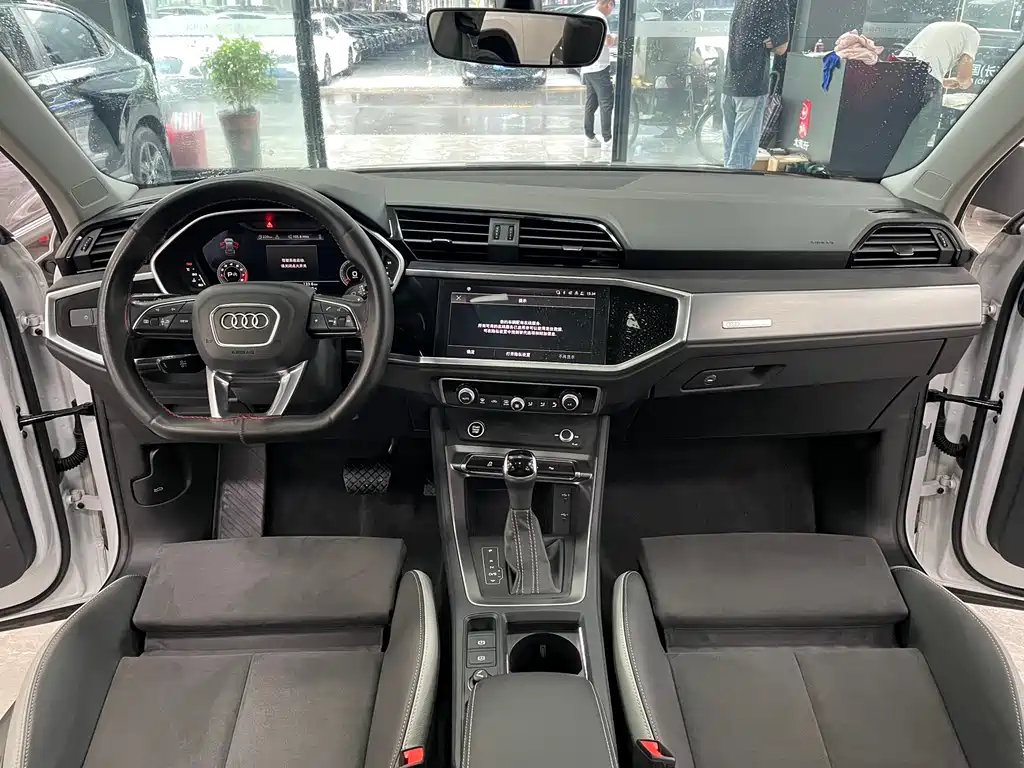 Audi Q3 2022 35 TFSI Fashion Dynamic