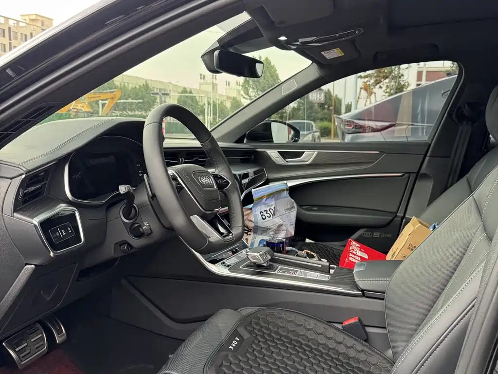 Audi A6L 2026 55 TFSI quattro Prestige Dynamic