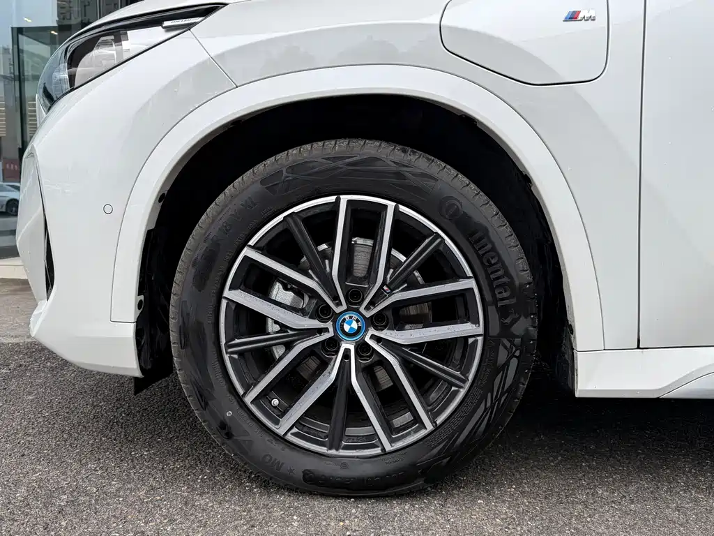 BMW iX1 2023 eDrive25L M Sport Package