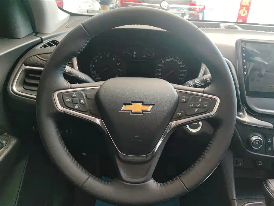 Chevrolet Equinox 2019 535T Automatic Chi Jie Edition China V