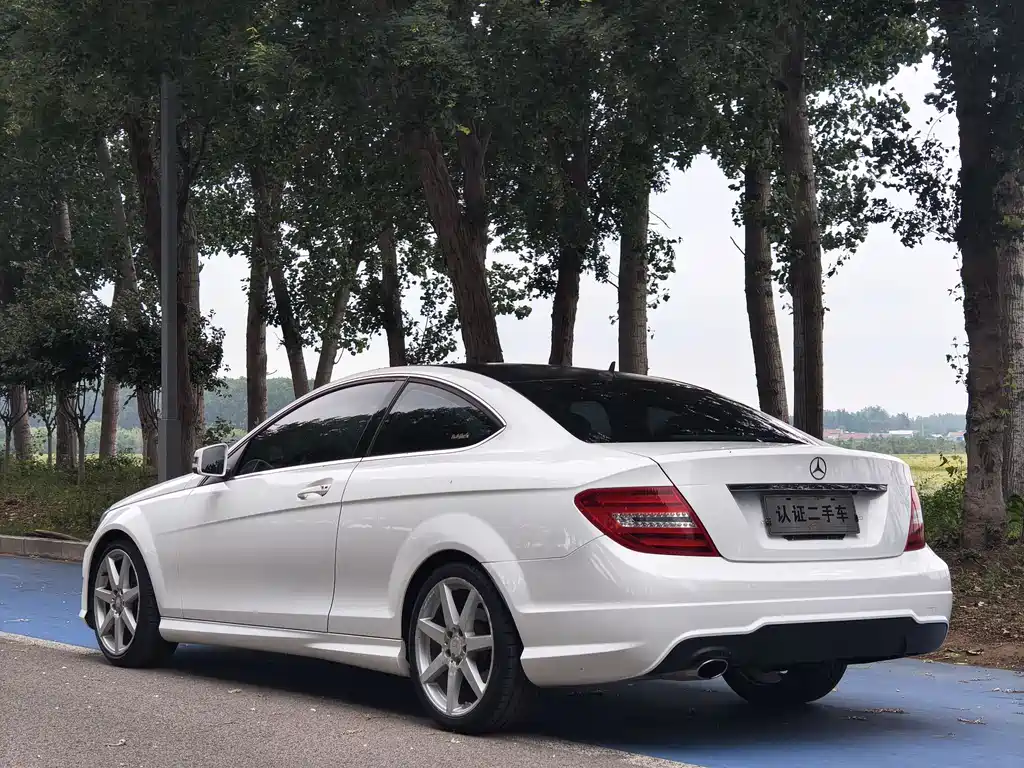 Mercedes-Benz C-Class 2013 C 180 Coupe (Import)
