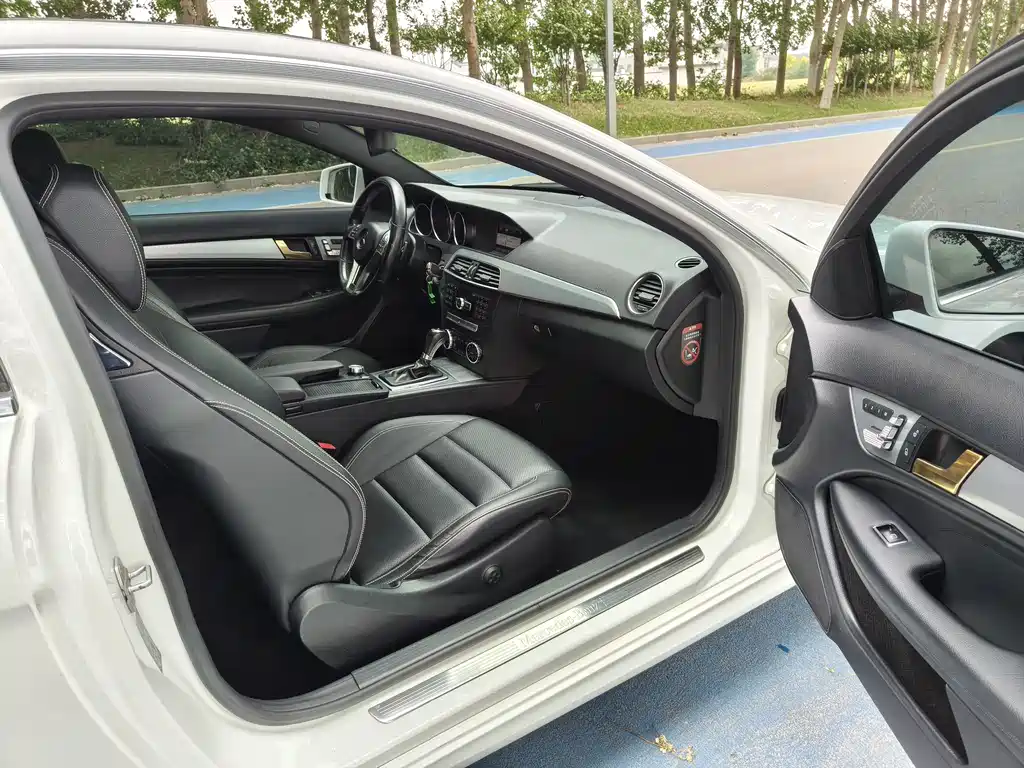 Mercedes-Benz C-Class 2013 C 180 Coupe (Import)
