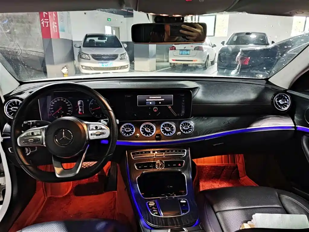 Mercedes-Benz E-Class 2019 E 300 L Sport Fashion Edition