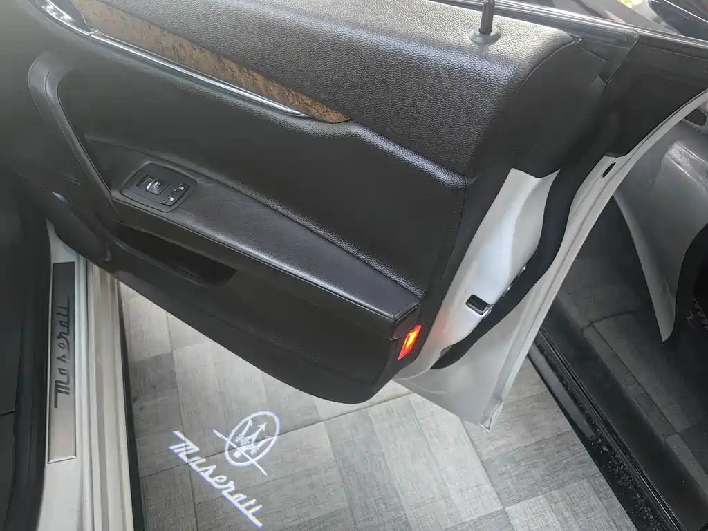 Maserati Quattroporte 2013 3.0T Standard