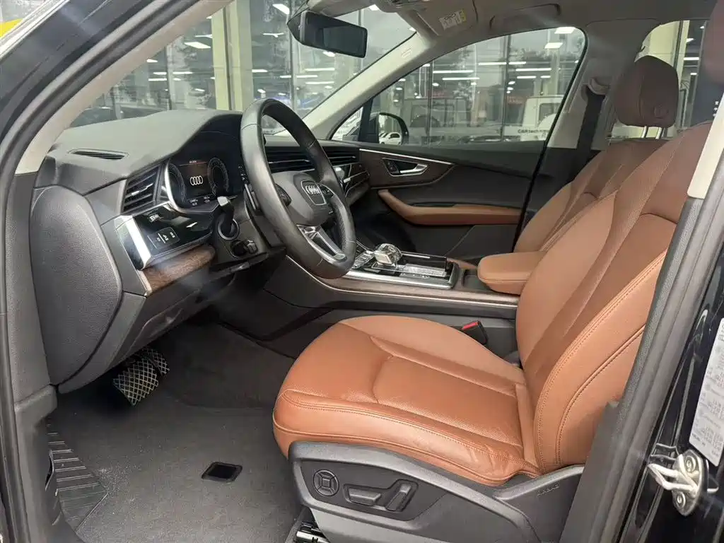 Audi Q7 2021 55 TFSI quattro S line