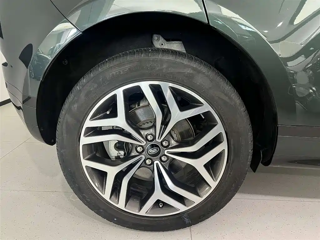 Range Rover Evoque L 2021 249PS R-Dynamic First Edition