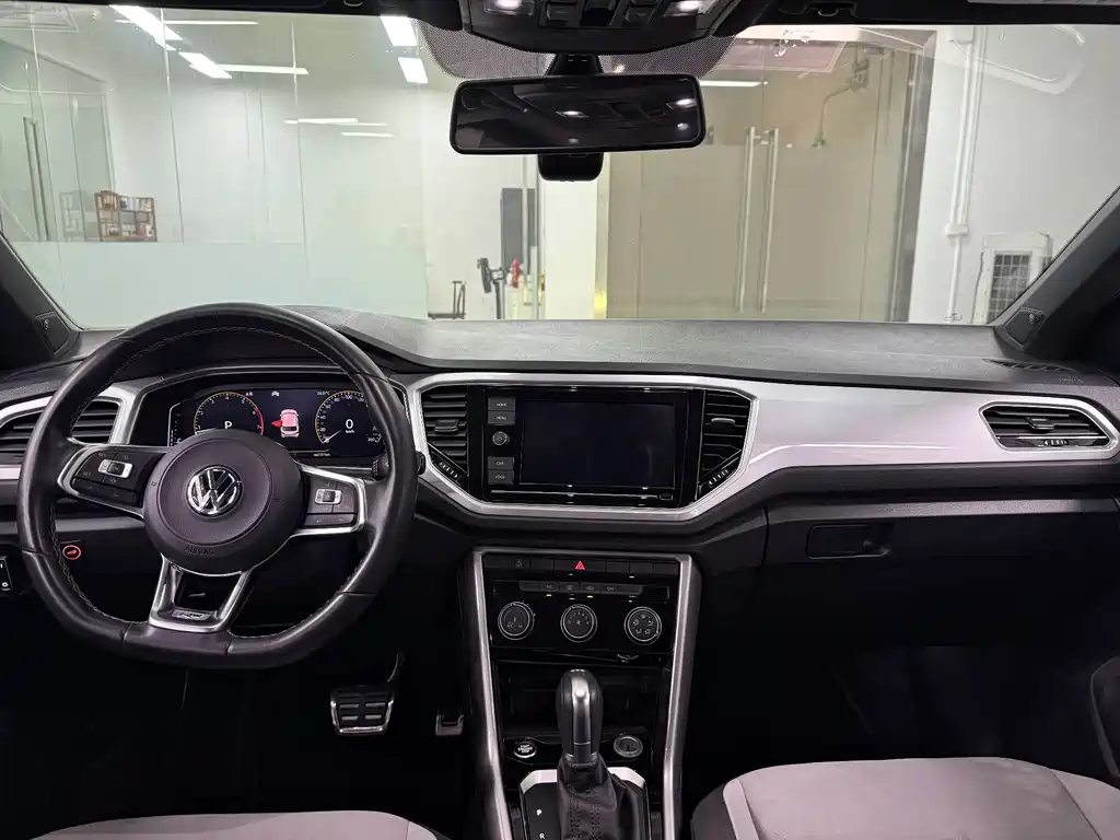 Volkswagen T-ROC 2020 280TSI DSG FWD R-Line Pro
