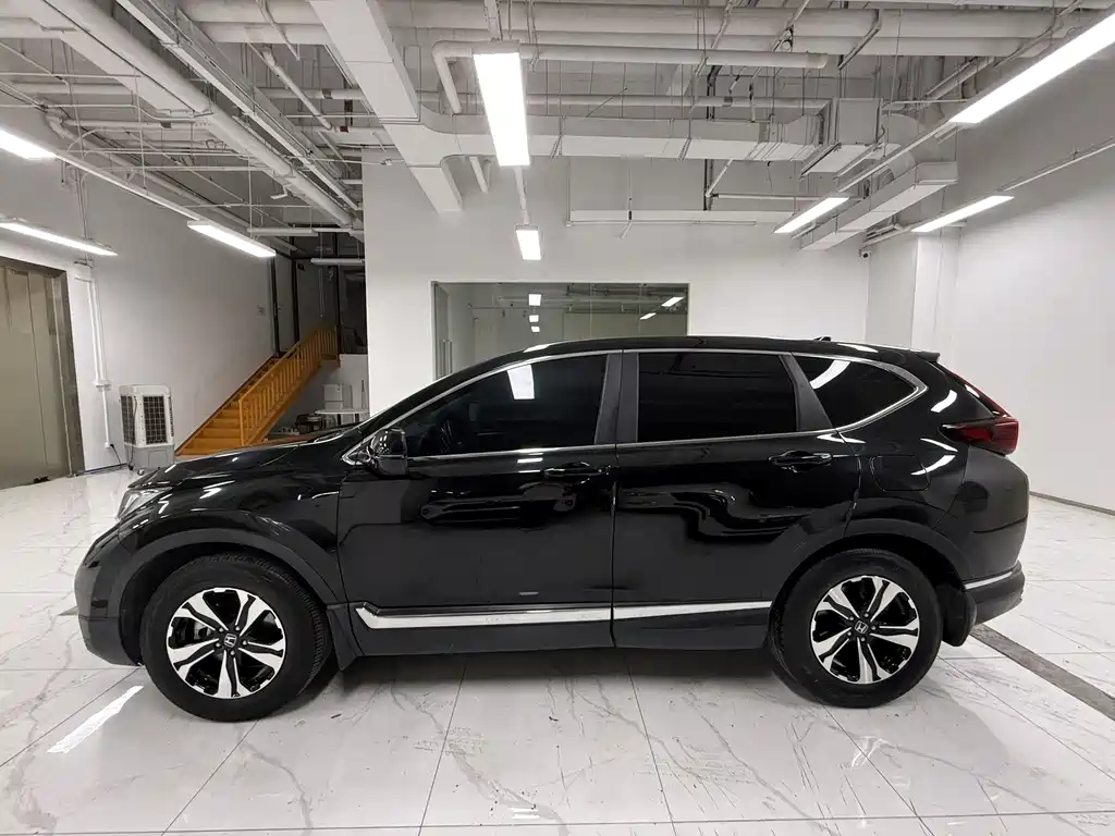 Honda CR-V 2021 240TURBO CVT 2WD Fashion Edition