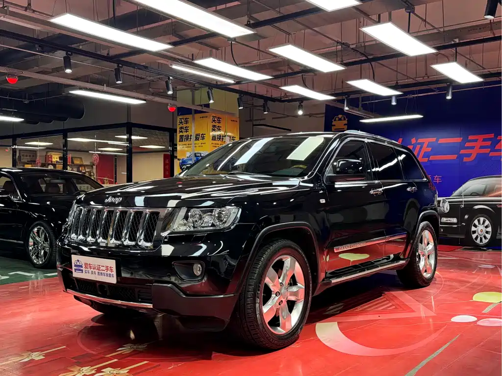 Jeep Grand Cherokee 2012 3.6L Flagship Edition