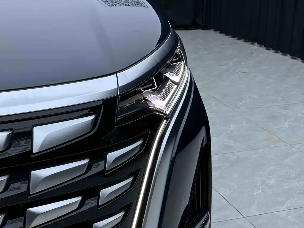 Denza D9 2022 DM-i 970 AWD Flagship