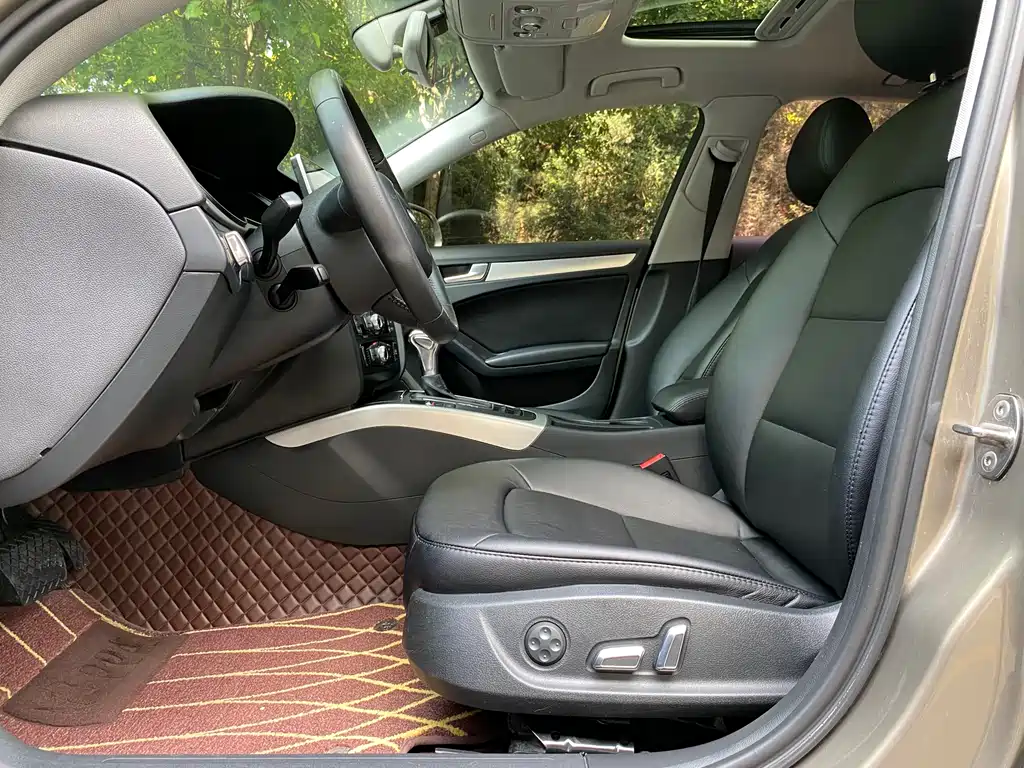 Audi A4L 2013 35 TFSI Automatic Standard Edition