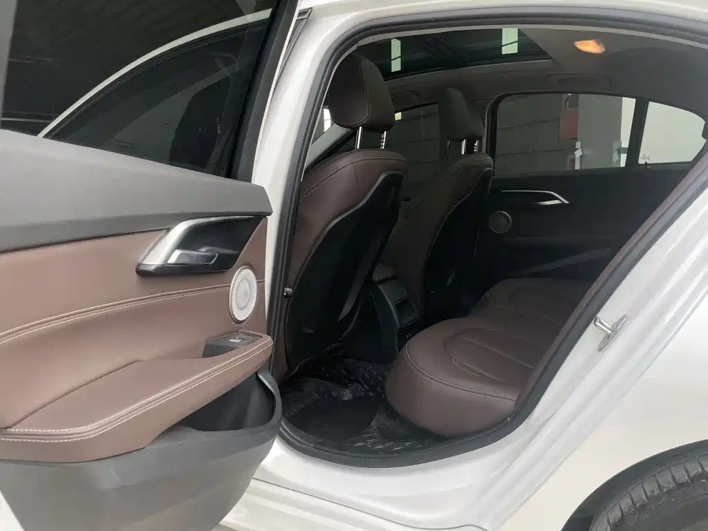 BMW 1 Series 2021 Facelift 120i M Sport Night Edition