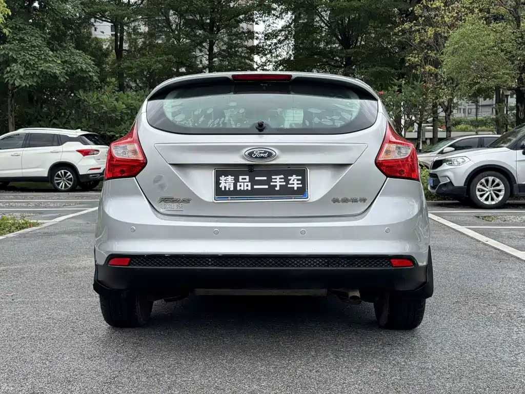 Ford Focus 2012 Hatchback 1.6L Automatic Comfort