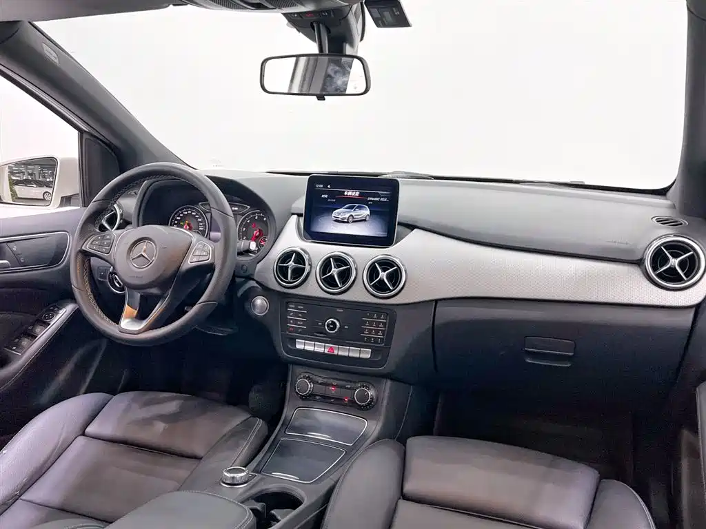 Mercedes-Benz B-Class 2017 B 200 Dynamic