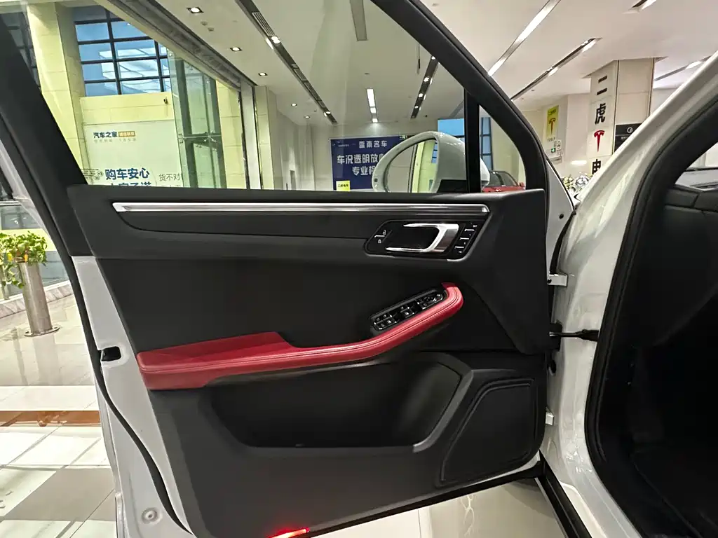 Porsche Macan 2020 2.0T