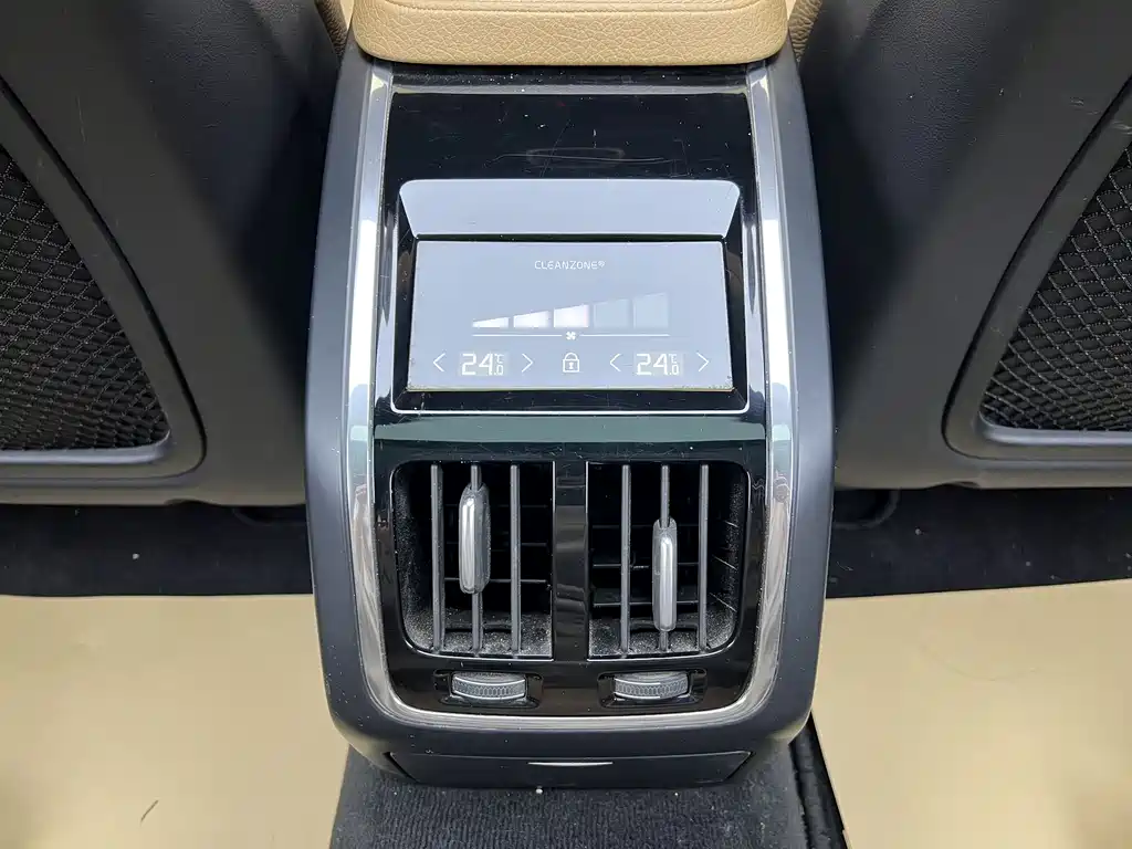 Volvo S90 2018 T4 Zhiyuan Edition