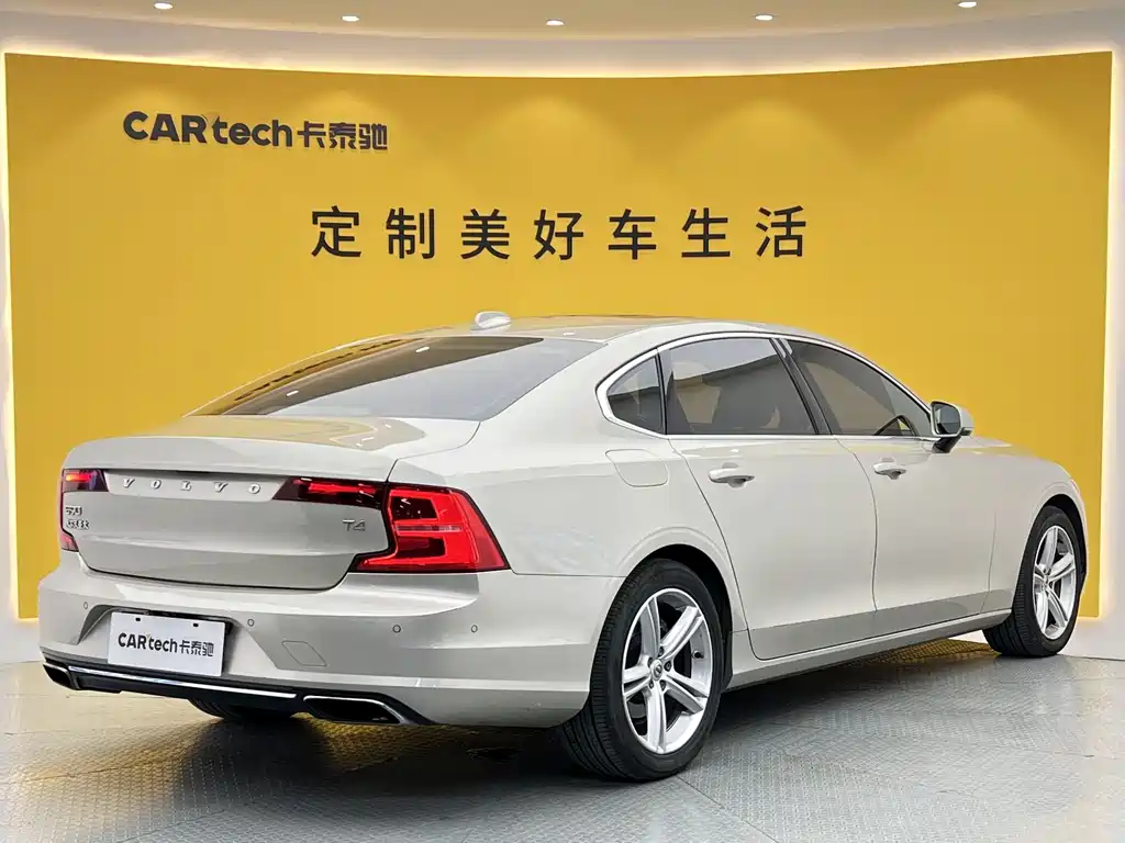 Volvo S90 2018 T4 Zhiyuan Edition