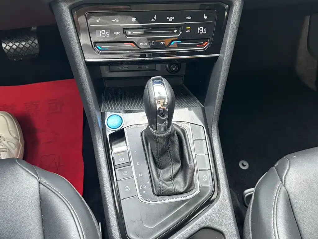 Volkswagen Tharu 2022 280TSI FWD Luxury Edition