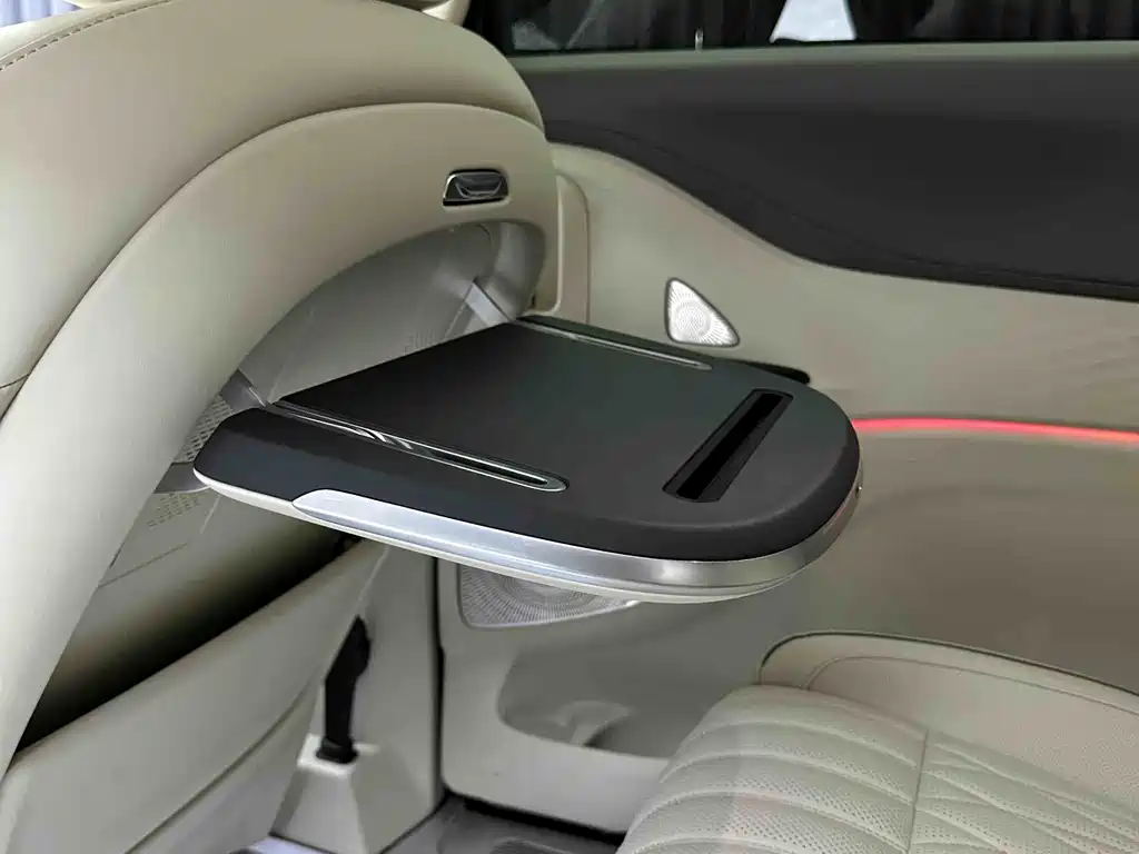 Voyah Dreamer 2024 PHEV Ultra-Long Range Flagship Edition