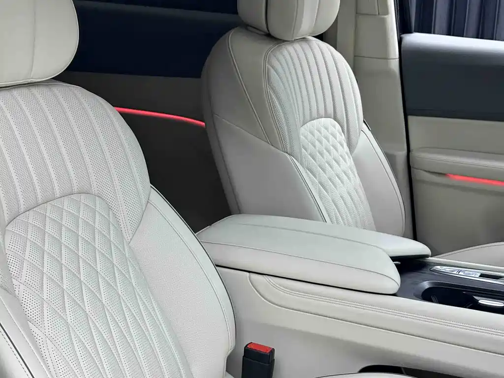 Voyah Dreamer 2024 PHEV Ultra-Long Range Flagship Edition
