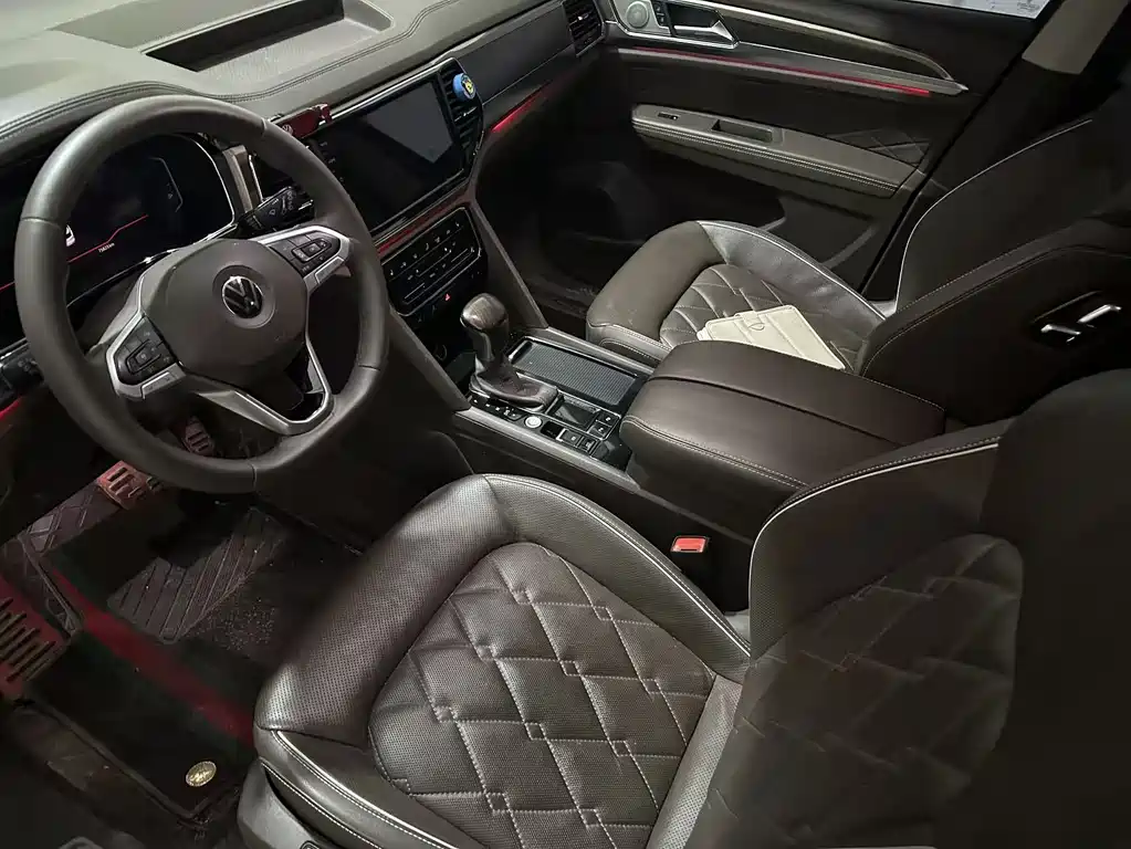 Volkswagen Viloran 2020 380TSI Premium Edition