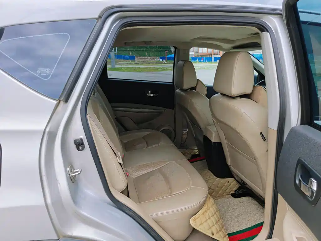 Nissan Qashqai 2012 2.0XV Lei CVT 2WD