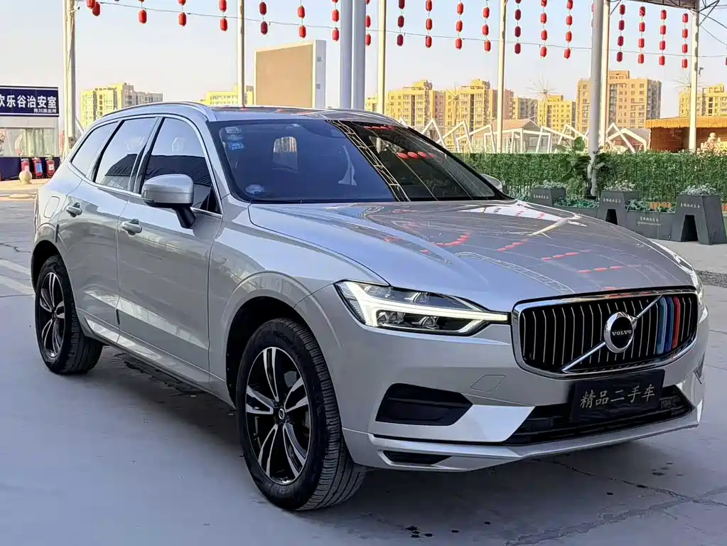 Volvo XC60 2019 T5 AWD Zhiyuan Edition China V