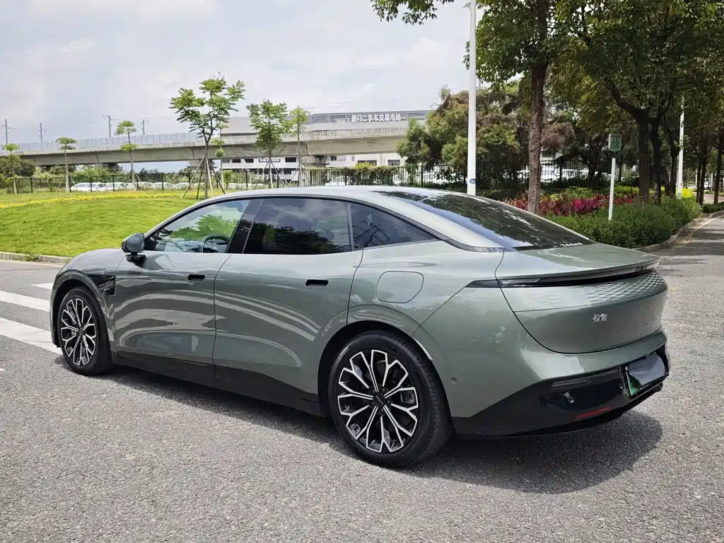 Zeekr 007 2025 Long Range AWD Intelligent Driving Edition 100kWh