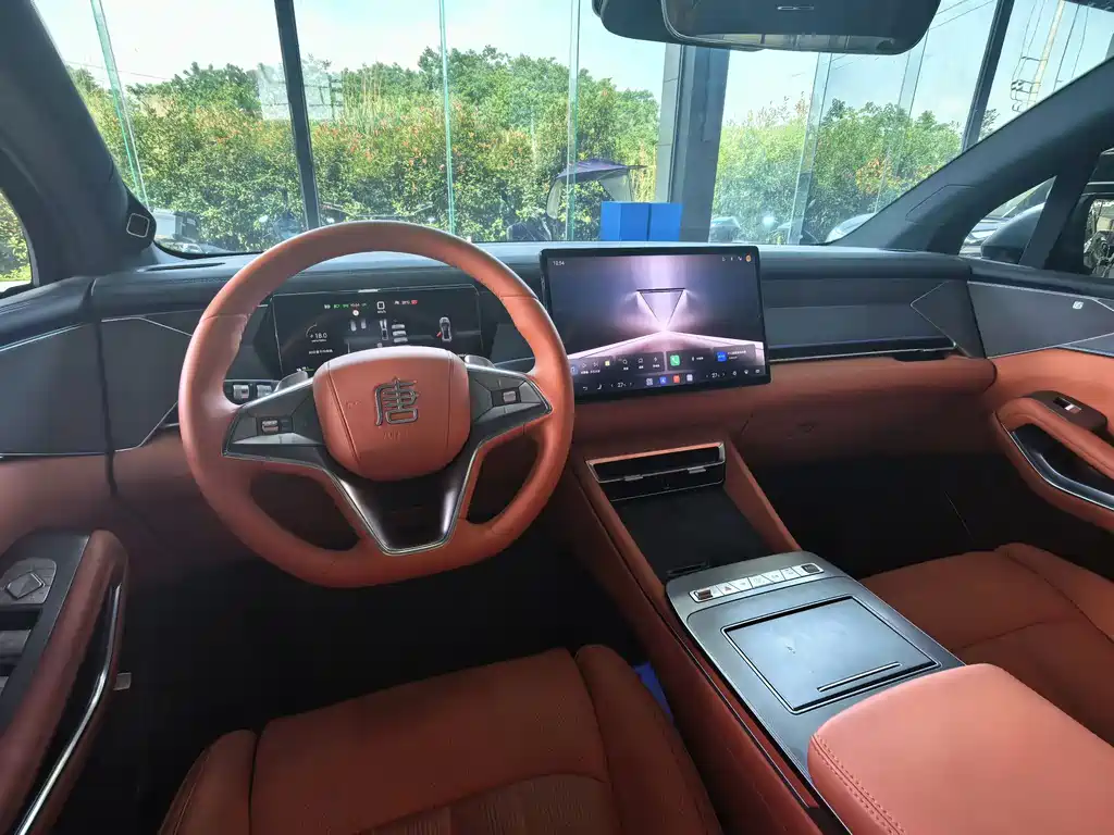 BYD Tang L 2025 EV 600km AWD LiDAR Flagship Edition