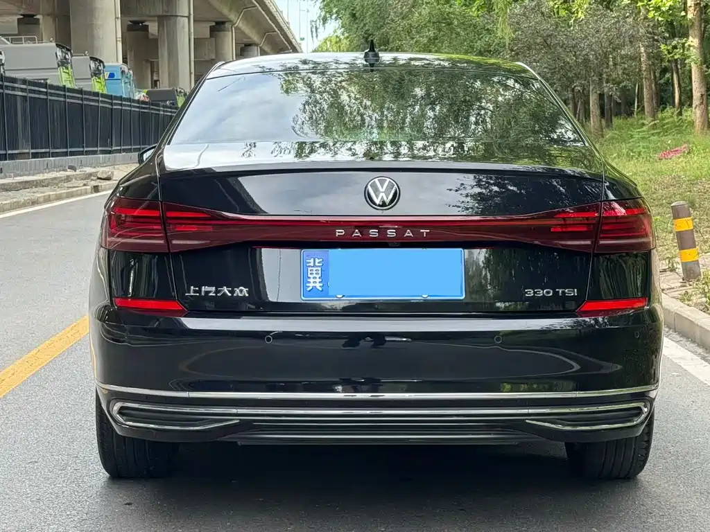Passat 2022 330TSI Starlight Elite Edition