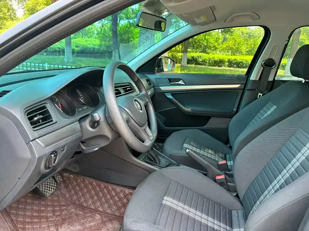 Volkswagen Lavida 2019 1.5L Automatic Fashion Edition China VI