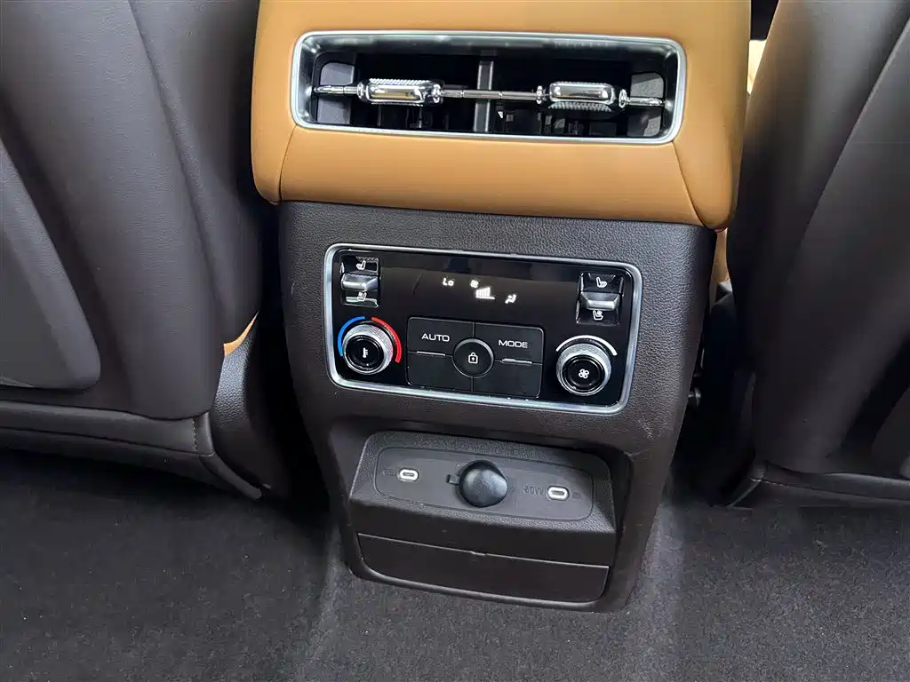 Tank 500 PHEV 2026 Hi4-T Smart Edition