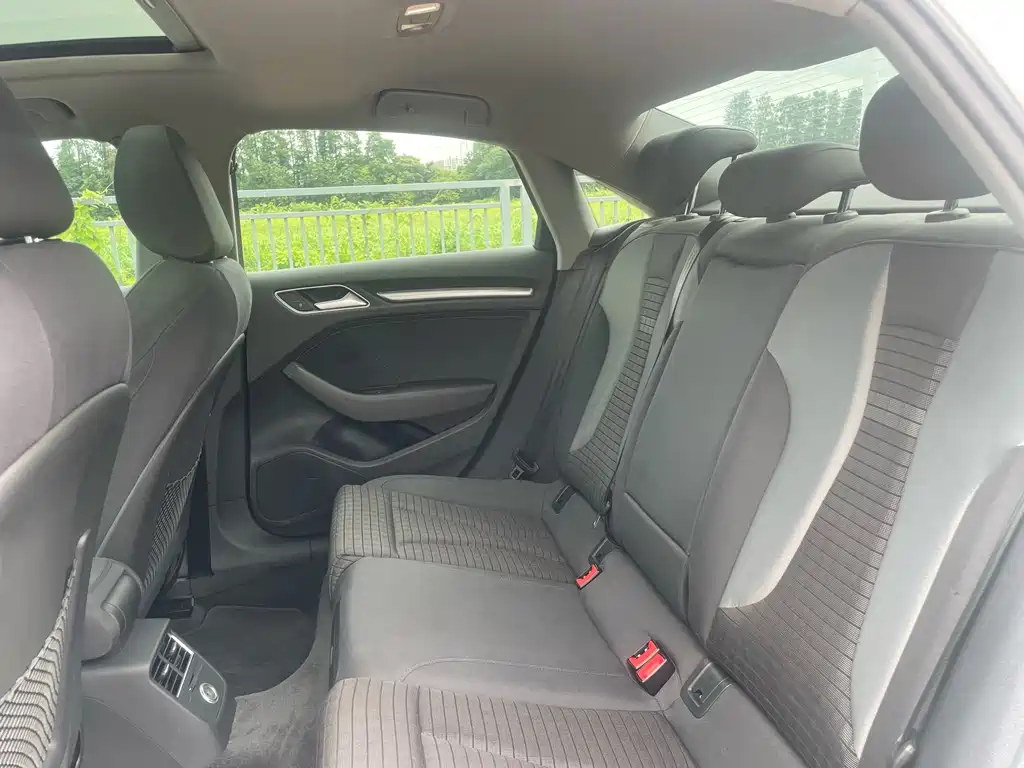 Audi A3 2020 Limousine 35 TFSI Sport China VI