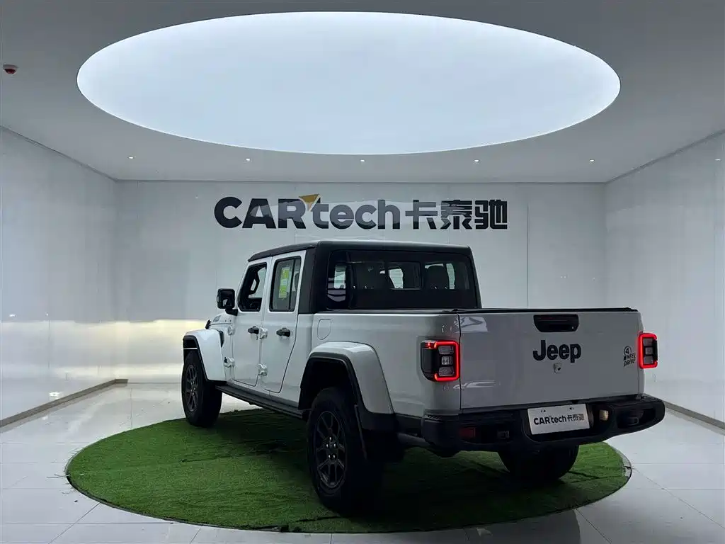 2023 Jeep Gladiator Overland 3.6L