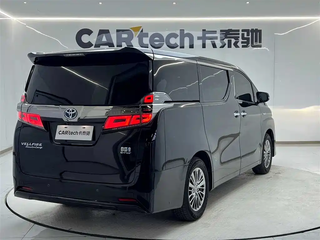 Toyota Vellfire 2019 Hybrid 2.5L HV Premium Edition