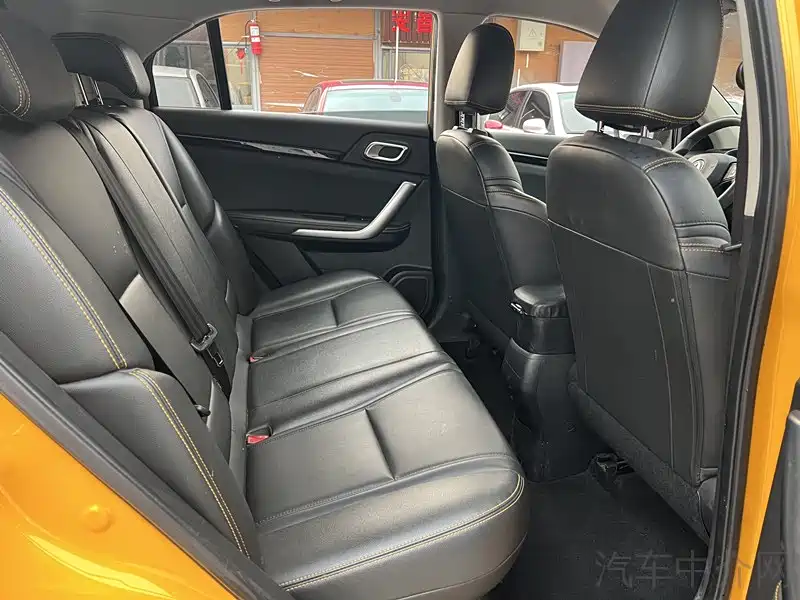 东风风神AX4 2017款 1.6L DCT潮尚型