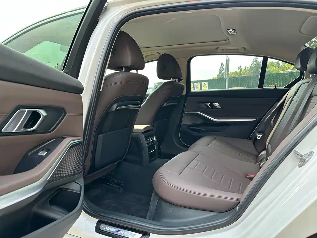 BMW 3 Series 2020 Facelift 325Li M Sport Package - фото 7