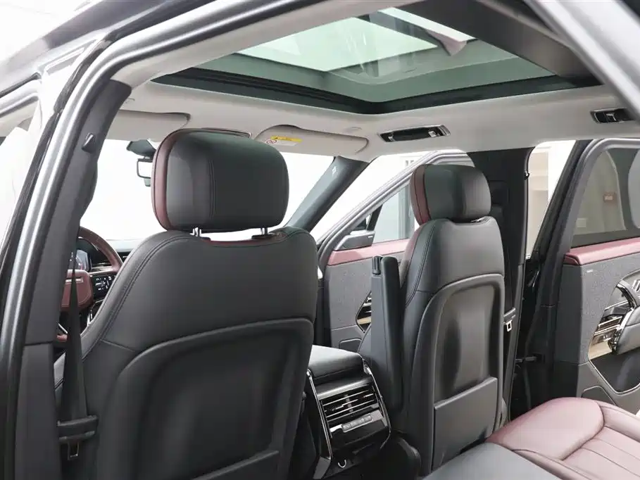 Range Rover Sport 2024 400PS Dynamic SE