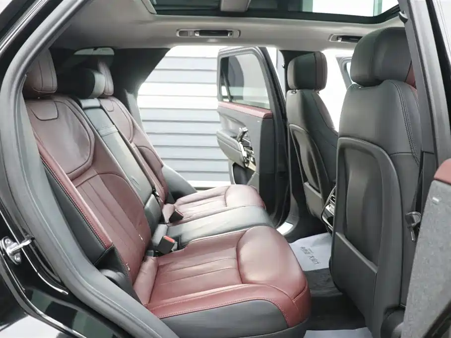 Range Rover Sport 2024 400PS Dynamic SE
