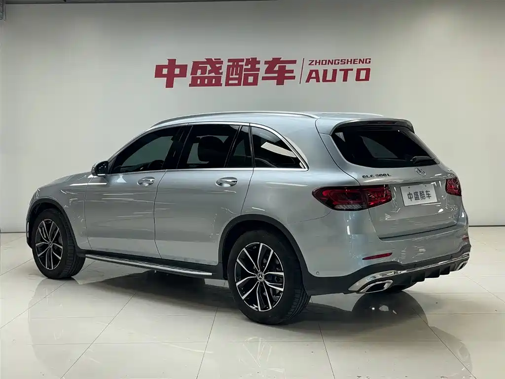Mercedes-Benz GLC 300 L 4MATIC