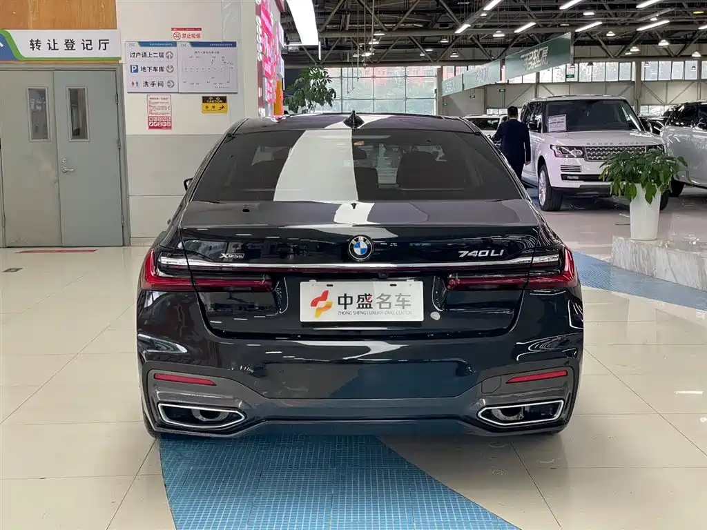 BMW 7 Series 2019 740Li xDrive Executive M Sport Package