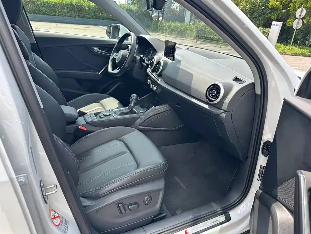 Audi Q2L 2024 35 TFSI Fashion Dynamic Edition