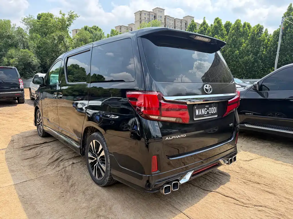 Alphard 2011 3.5L Luxury Edition