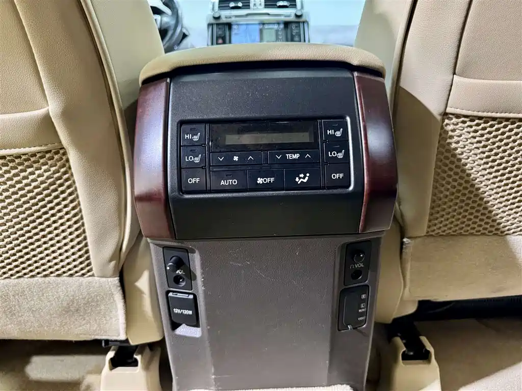 Prado 2014 4.0L Automatic VX NAVI