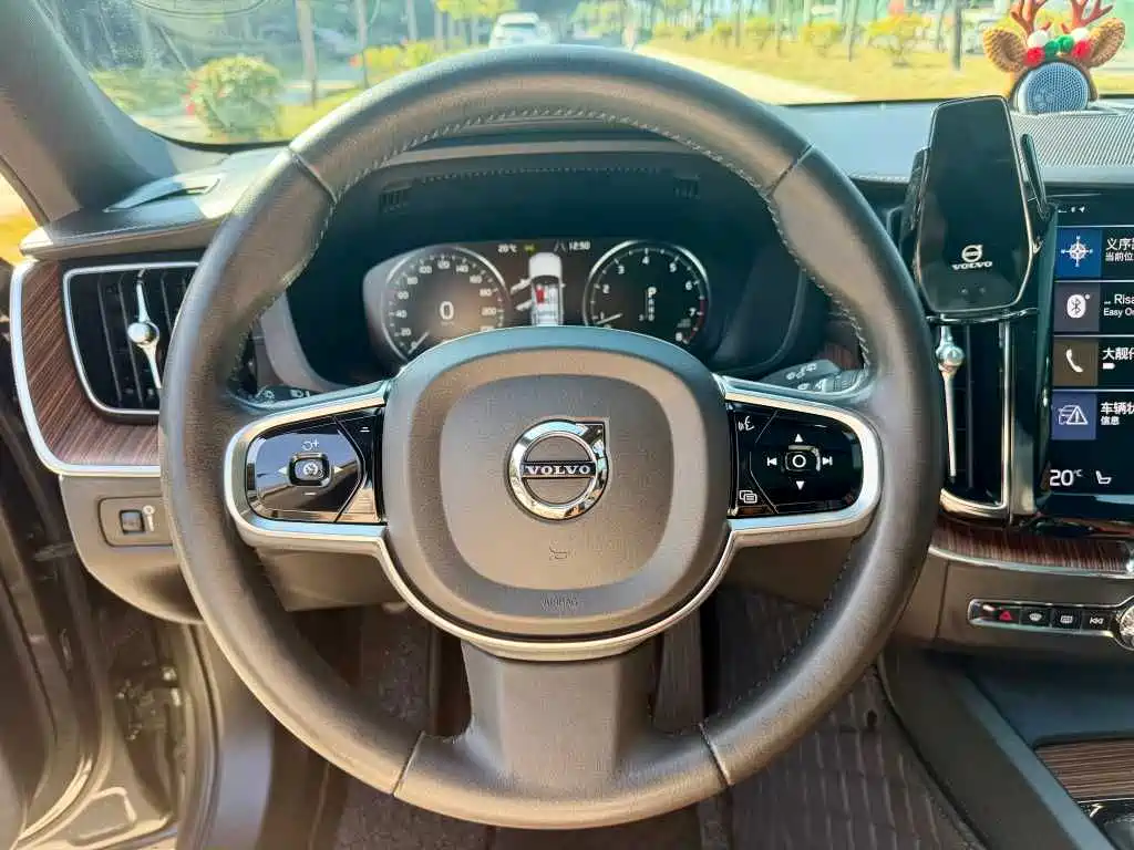 Volvo XC60 2021 T5 AWD