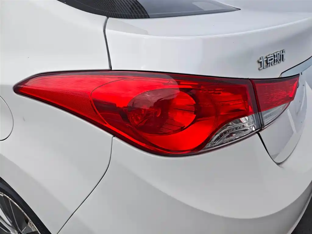 Hyundai Elantra Langdong 2015 1.6L Automatic Premium