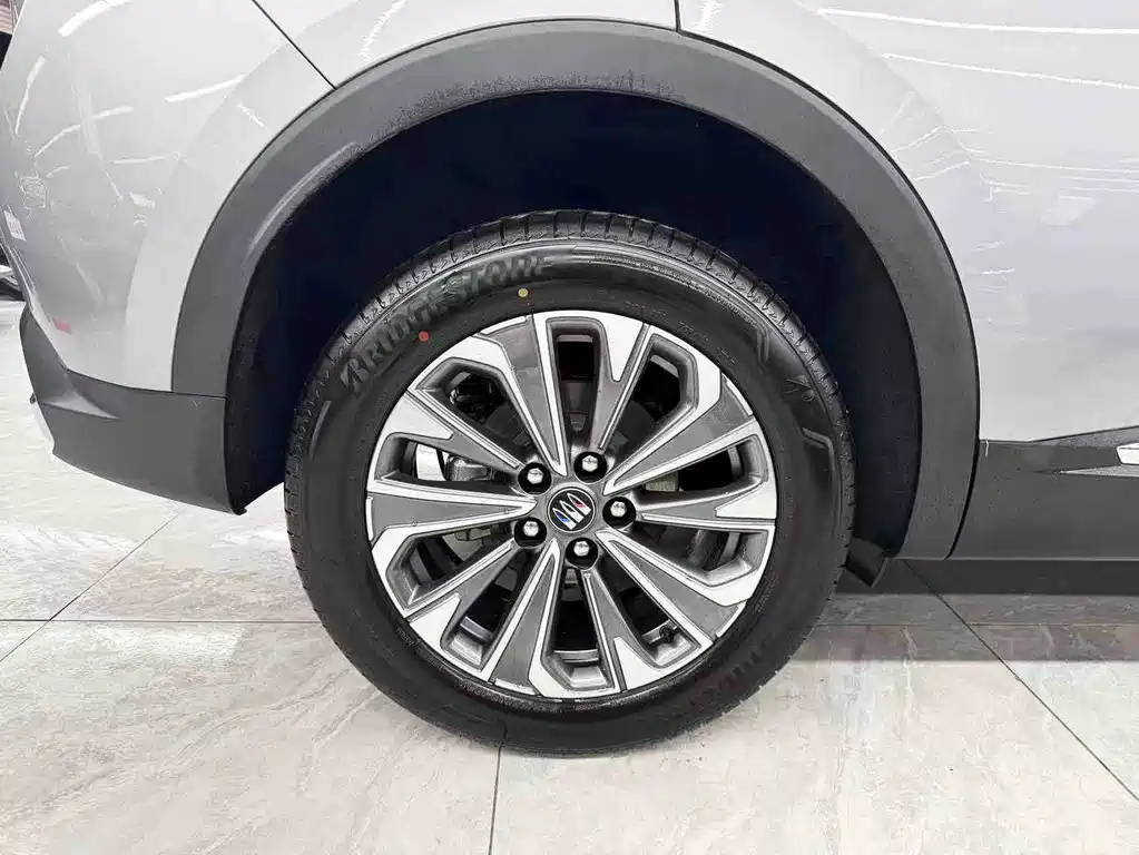 Buick Envision S 2025 25T Jinxiang Platinum Edition